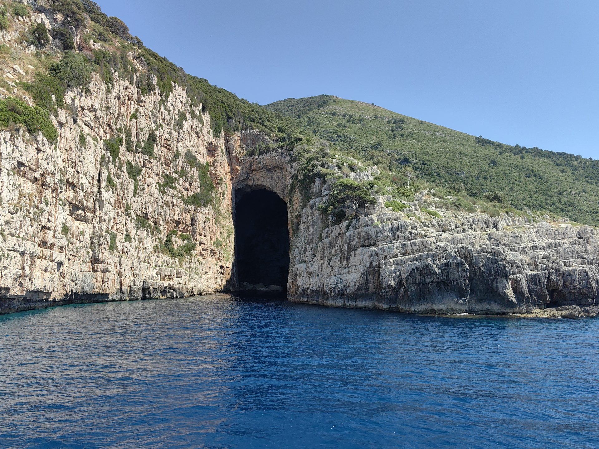 Haxhi Ali Cave